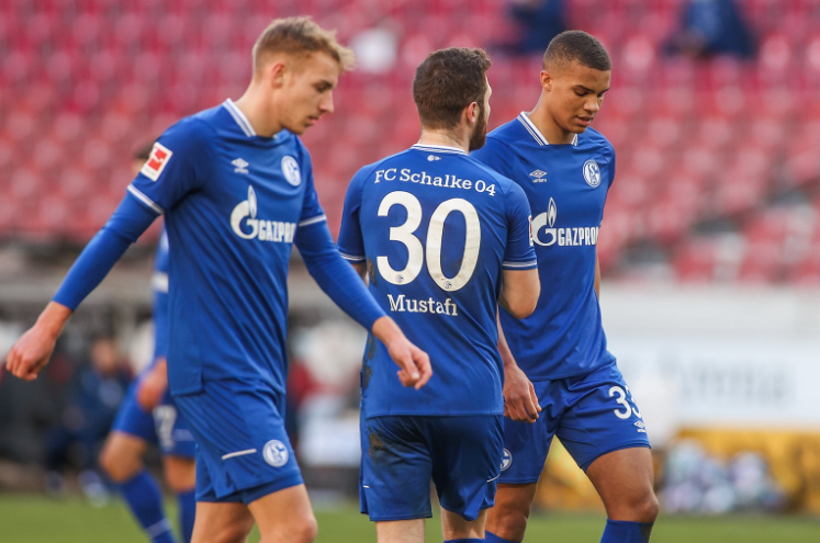  德甲升降级附加赛前瞻，两支命运迥异球队对决